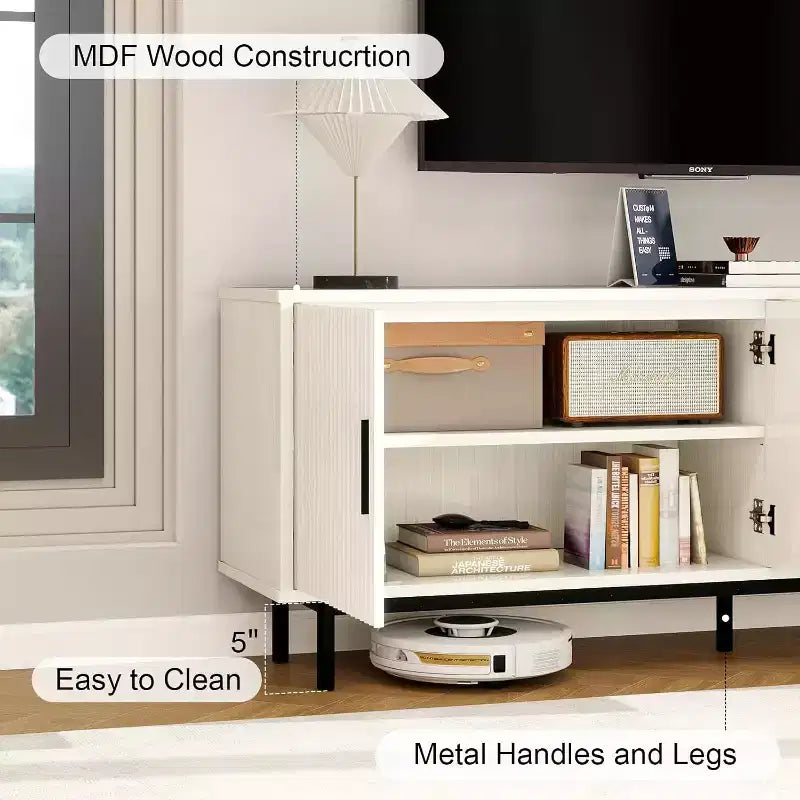 Meuble TV de 178 cm avec portes cannelées et rangement