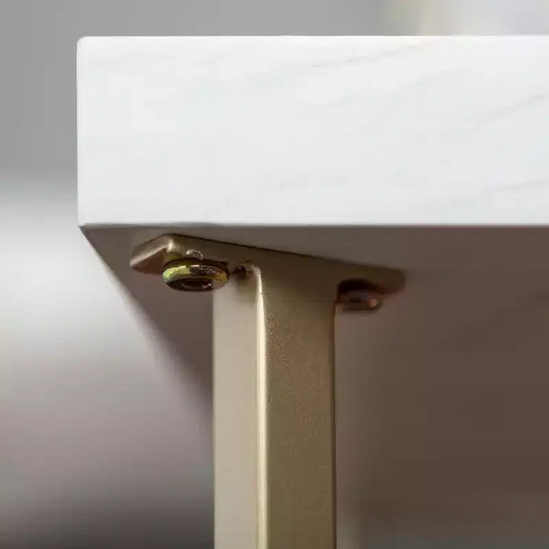 Table basse ronde/rectangulaire avec piètement en métal en forme de X et plateau en faux marbre, style moderne du milieu du siècle pour salon
