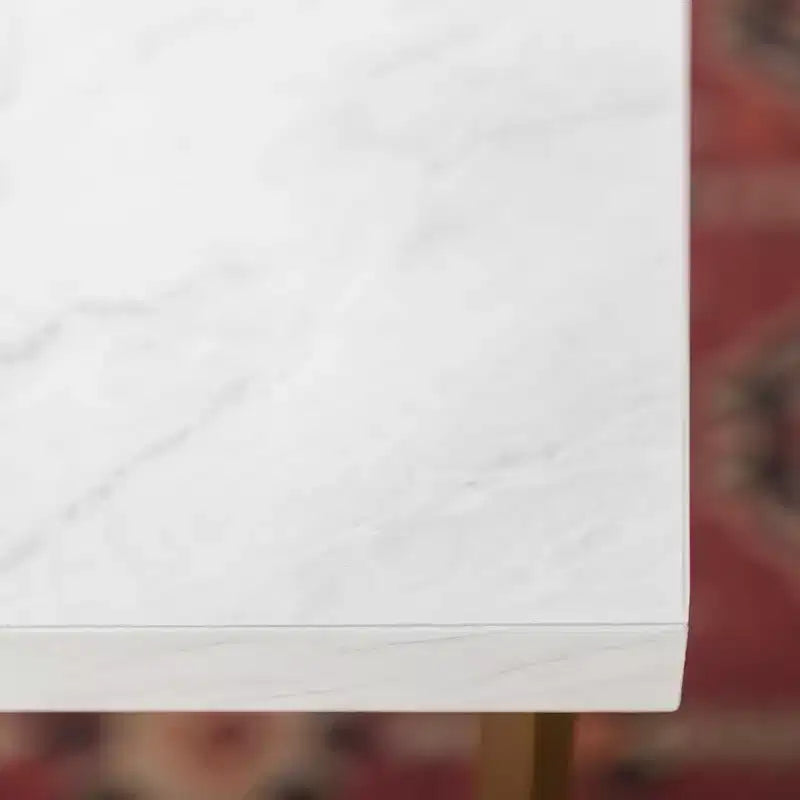 Table basse ronde/rectangulaire avec piètement en métal en forme de X et plateau en faux marbre, style moderne du milieu du siècle pour salon