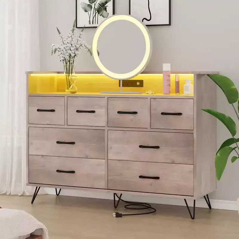 Commode 8 tiroirs avec station de charge et lumières RVB | Commode de chambre large avec 3 prises + 2 ports USB, éclairage LED contrôlé par application pour le jeu