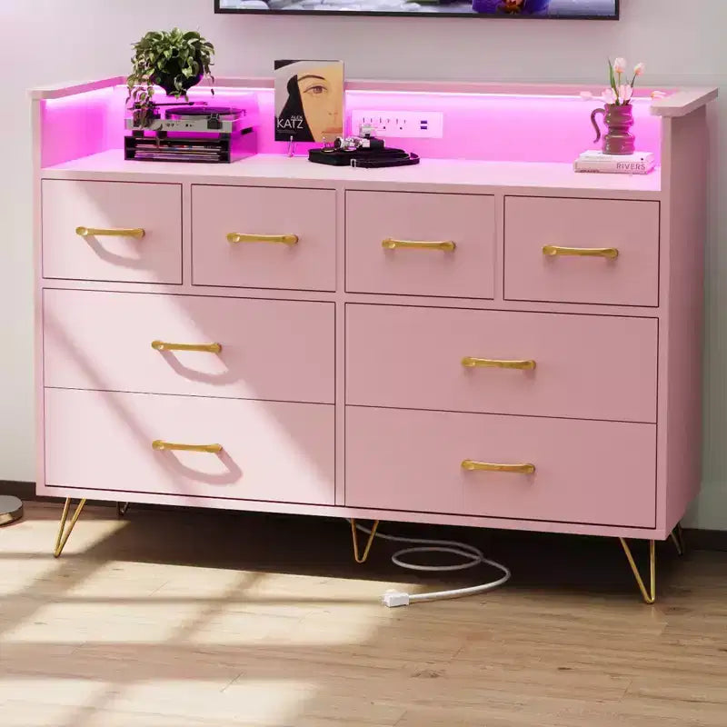 Commode 8 tiroirs avec station de charge et lumières RVB | Commode de chambre large avec 3 prises + 2 ports USB, éclairage LED contrôlé par application pour le jeu