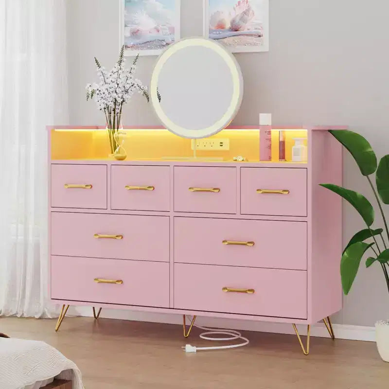Commode 8 tiroirs avec station de charge et lumières RVB | Commode de chambre large avec 3 prises + 2 ports USB, éclairage LED contrôlé par application pour le jeu
