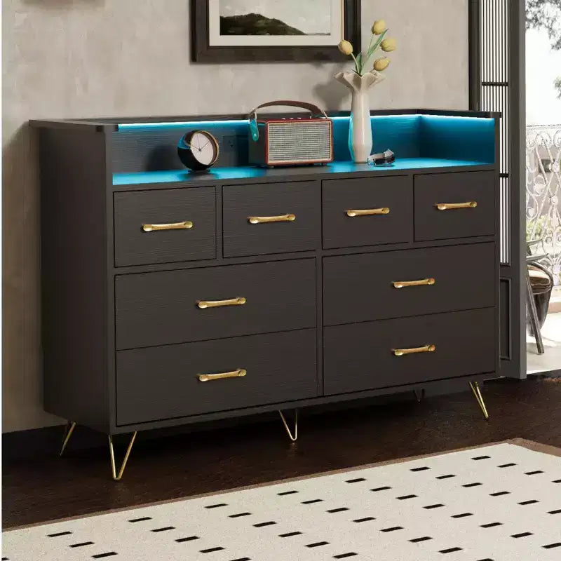 Commode 8 tiroirs avec station de charge et lumières RVB | Commode de chambre large avec 3 prises + 2 ports USB, éclairage LED contrôlé par application pour le jeu