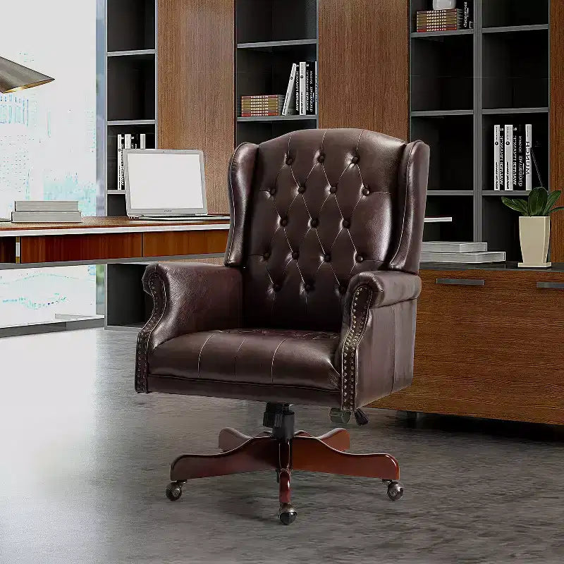 Fauteuil de bureau de direction traditionnel en similicuir avec piétement en bois massif et dossier capitonné