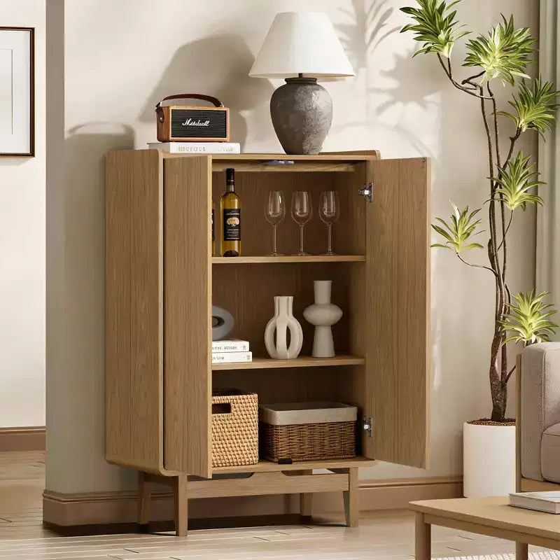 Meuble de rangement marron en bois manufacturé chêne 2 portes 79 cm (l) x 123,7 cm (H) avec plateau à rebord