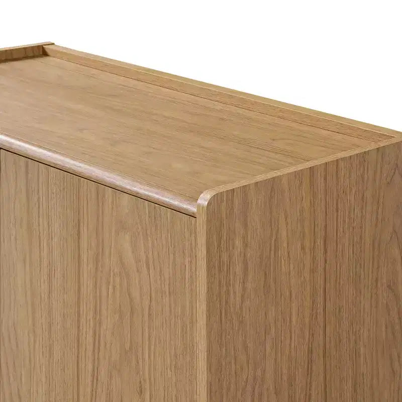 Meuble de rangement marron en bois manufacturé chêne 2 portes 79 cm (l) x 123,7 cm (H) avec plateau à rebord